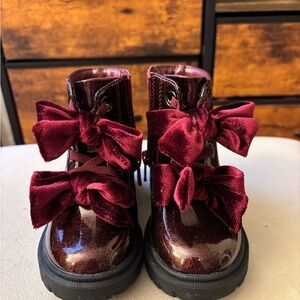 Cat & Jack Burgundy Kids Boots